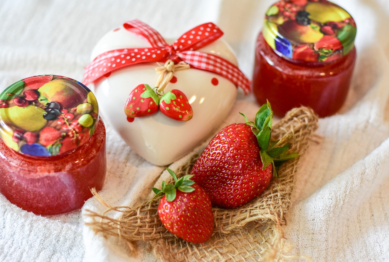 How to Grow Strawberries in a Vertical Garden